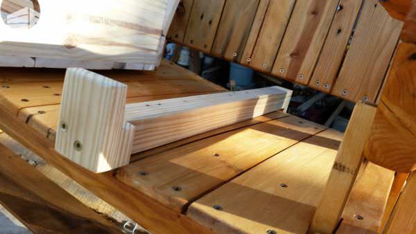 Pallet Rocking Bench With Detachable Cradle Pallet Benches, Pallet Chairs & Stools Pallet Rocking Bench With Detachable Cradle Pallet Benches, Pallet Chairs & Stools