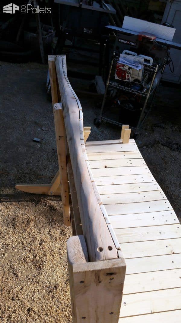 Pallet Rocking Bench With Detachable Cradle Pallet Benches, Pallet Chairs & Stools Pallet Rocking Bench With Detachable Cradle Pallet Benches, Pallet Chairs & Stools