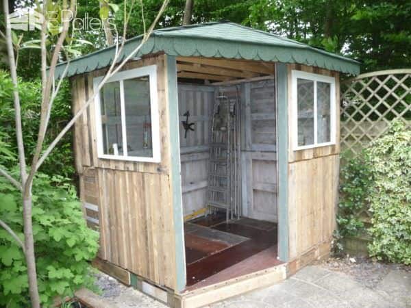 Amazing Pallet Summer Cottage Pallet Sheds, Cabins, Huts & Playhouses Amazing Pallet Summer Cottage Pallet Sheds, Cabins, Huts & Playhouses