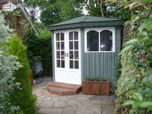 Amazing Pallet Summer Cottage Pallet Sheds, Cabins, Huts & Playhouses Amazing Pallet Summer Cottage Pallet Sheds, Cabins, Huts & Playhouses