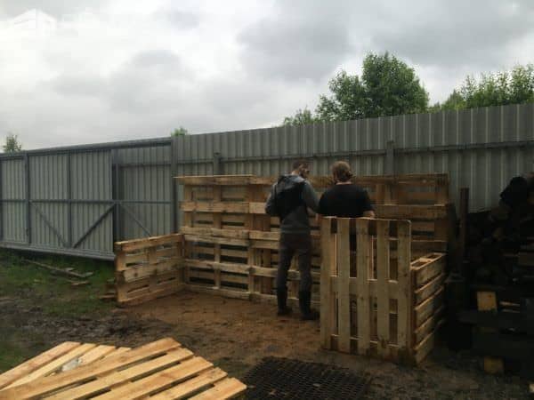Backyard Pallet Bar Lounge Set Lounges & Garden Sets Pallet Bars Backyard Pallet Bar Lounge Set Lounges & Garden Sets Pallet Bars