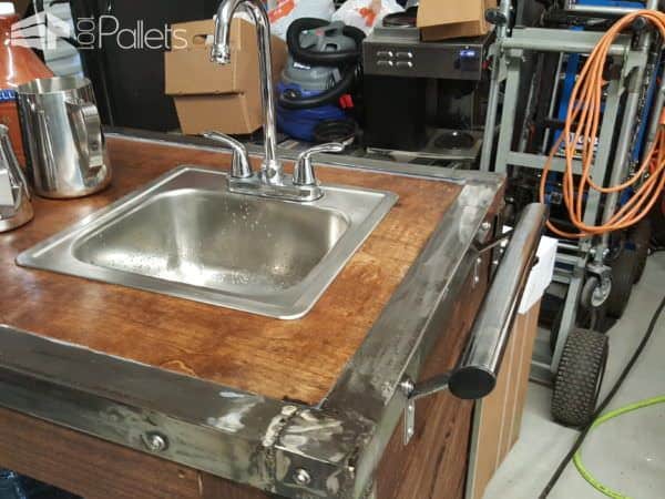 Pallet-clad Espresso Cart Pallet Bars Pallet-clad Espresso Cart Pallet Bars
