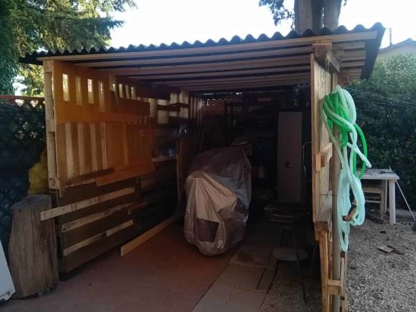 Pallet Motorcycle Garage/Tool Storage Shed Pallet Sheds, Cabins, Huts & Playhouses Pallet Motorcycle Garage/Tool Storage Shed Pallet Sheds, Cabins, Huts & Playhouses
