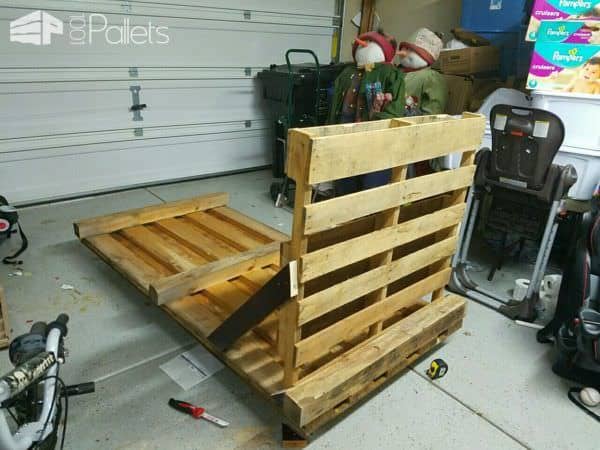 Pallet Work Bench Pallet Desks & Pallet Tables Pallet Work Bench Pallet Desks & Pallet Tables