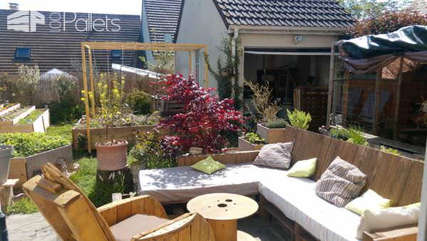 Pergola Addition to Our Pallet Lounge Set Lounges & Garden Sets Pallet Terraces & Pallet Patios Pergola Addition to Our Pallet Lounge Set Lounges & Garden Sets Pallet Terraces & Pallet Patios