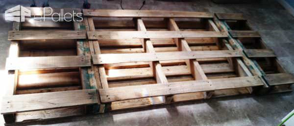 Underlit Pallet Bed You Have To See! Pallet Beds, Pallet Headboards & Frames Underlit Pallet Bed You Have To See! Pallet Beds, Pallet Headboards & Frames