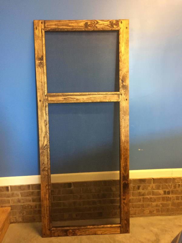 Decorative-trimmed Diy Pallet Screen Door Pallet Walls & Pallet Doors Decorative-trimmed Diy Pallet Screen Door Pallet Walls & Pallet Doors