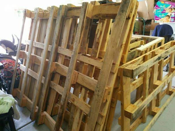 Garage Pallet Storage Shelves Pallet Shelves & Pallet Coat Hangers Garage Pallet Storage Shelves Pallet Shelves & Pallet Coat Hangers