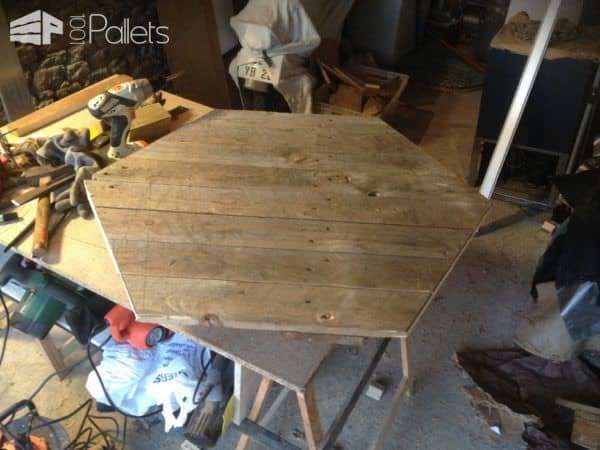 Kids Pallet Picnic Table / Table De Pique Nique Pour Enfants Pallet Desks & Pallet Tables Kids Pallet Picnic Table / Table De Pique Nique Pour Enfants Pallet Desks & Pallet Tables