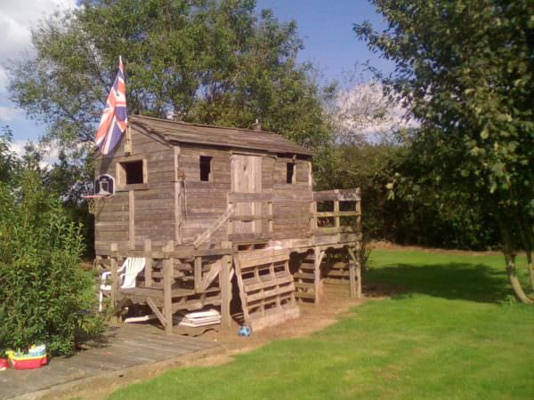 Pallet Playhouse Cabin Pallet Sheds, Cabins, Huts & Playhouses Pallet Playhouse Cabin Pallet Sheds, Cabins, Huts & Playhouses