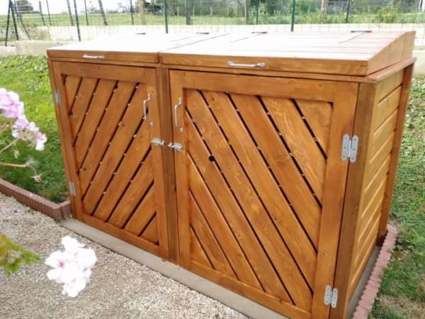 Stylish Pallet Trash/Recycling Bin Shed – Cache Poubelle Pallet Boxes & Chests Pallet Sheds, Cabins, Huts & Playhouses Stylish Pallet Trash/Recycling Bin Shed – Cache Poubelle Pallet Boxes & Chests Pallet Sheds, Cabins, Huts & Playhouses