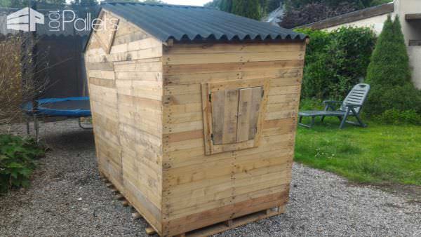Zany-fun Pallet Playhouse / Maisonnette Pour Enfants Pallet Sheds, Cabins, Huts & Playhouses Zany-fun Pallet Playhouse / Maisonnette Pour Enfants Pallet Sheds, Cabins, Huts & Playhouses