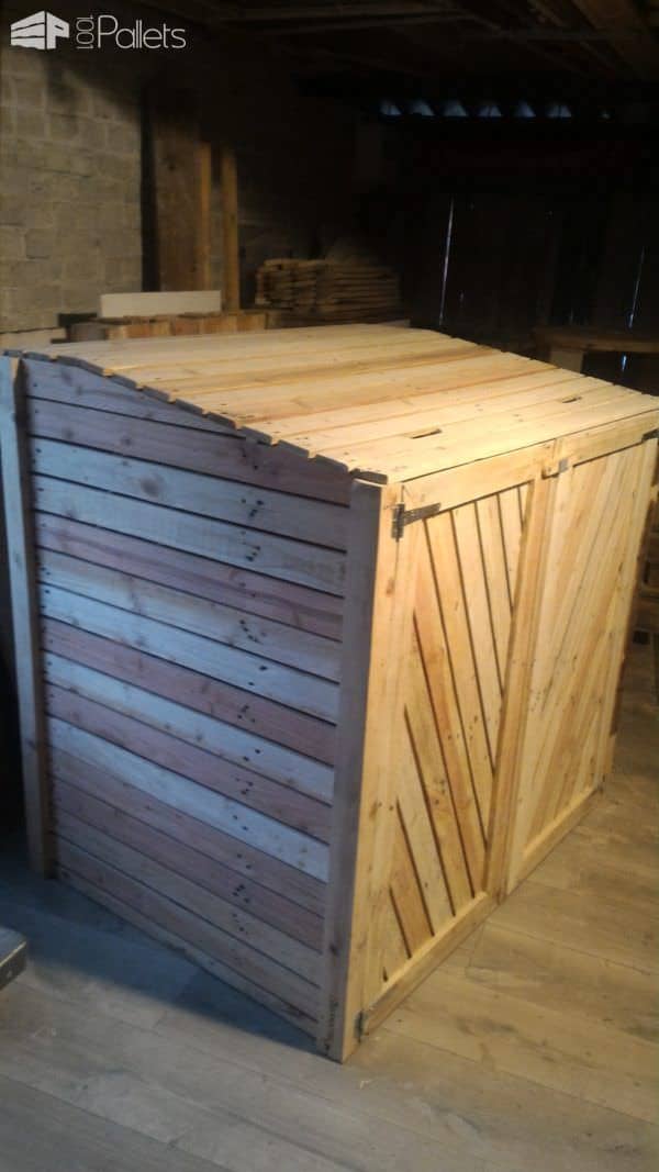 Beautifying Pallet Trash Bin Cabinet / Armoire Cache Poubelles Pallet Sheds, Cabins, Huts & Playhouses Beautifying Pallet Trash Bin Cabinet / Armoire Cache Poubelles Pallet Sheds, Cabins, Huts & Playhouses