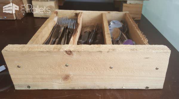 Creatively Improvised Pallet Camp Kitchen Tidy Pallet Boxes & Chests Creatively Improvised Pallet Camp Kitchen Tidy Pallet Boxes & Chests
