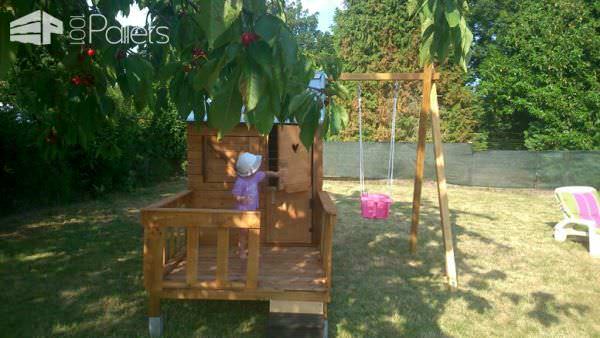 Dutch Door Pallet Playhouse Fun Pallet Crafts for Kids Pallet Sheds, Cabins, Huts & Playhouses Dutch Door Pallet Playhouse Fun Pallet Crafts for Kids Pallet Sheds, Cabins, Huts & Playhouses