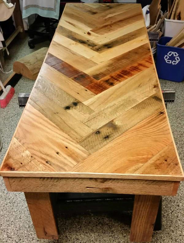Gorgeous Herringbone Patterned Garden Bench Pallet Benches, Pallet Chairs & Stools Gorgeous Herringbone Patterned Garden Bench Pallet Benches, Pallet Chairs & Stools