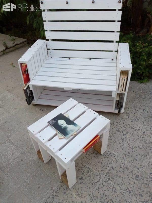 Pallet Book-bench and Petite Coffee Table Pallet Benches, Pallet Chairs & Stools Pallet Desks & Pallet Tables Pallet Book-bench and Petite Coffee Table Pallet Benches, Pallet Chairs & Stools Pallet Desks & Pallet Tables