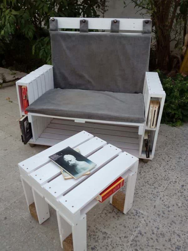 Pallet Book-bench and Petite Coffee Table Pallet Benches, Pallet Chairs & Stools Pallet Desks & Pallet Tables Pallet Book-bench and Petite Coffee Table Pallet Benches, Pallet Chairs & Stools Pallet Desks & Pallet Tables