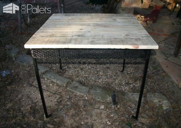 Rescued Rusty Table Into Gorgeous Pallet Table Set Pallet Benches, Pallet Chairs & Stools Pallet Desks & Pallet Tables Rescued Rusty Table Into Gorgeous Pallet Table Set Pallet Benches, Pallet Chairs & Stools Pallet Desks & Pallet Tables