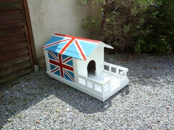 Super-cute Union Jack Pallet Doghouse Animal Pallet Houses & Pallet Supplies Super-cute Union Jack Pallet Doghouse Animal Pallet Houses & Pallet Supplies