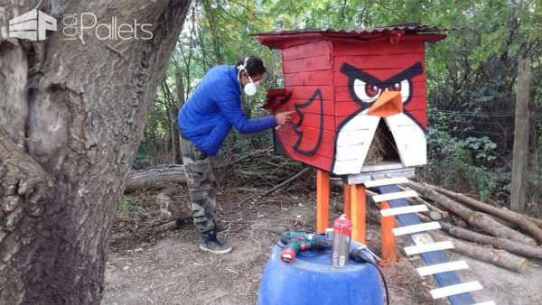 Terrific Angry Bird Chicken Coop/Poulailler Anti Renard Angry Birds Animal Pallet Houses & Pallet Supplies Terrific Angry Bird Chicken Coop/Poulailler Anti Renard Angry Birds Animal Pallet Houses & Pallet Supplies