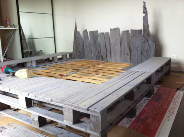 Upcycled Floorboards Becomes a Headboard Pallet Beds, Pallet Headboards & Frames Upcycled Floorboards Becomes a Headboard Pallet Beds, Pallet Headboards & Frames