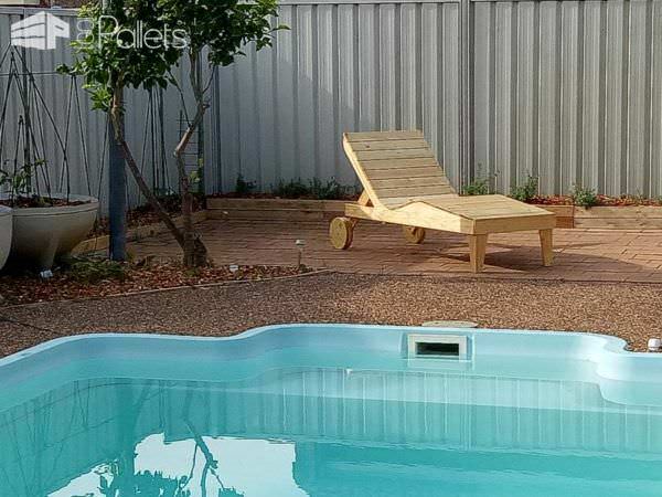 Body-contoured Pallet Chaise Lounger Lounges & Garden Sets Pallet Furniture Body-contoured Pallet Chaise Lounger Lounges & Garden Sets Pallet Furniture