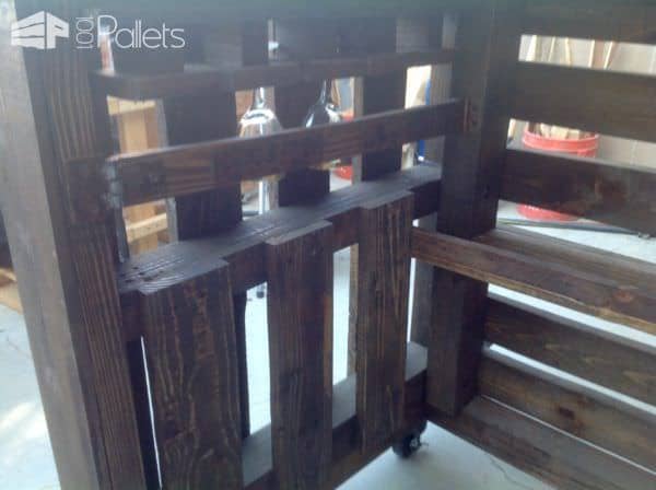 Custom Metal-topped Rustic Pallet Bar Pallet Bars Custom Metal-topped Rustic Pallet Bar Pallet Bars