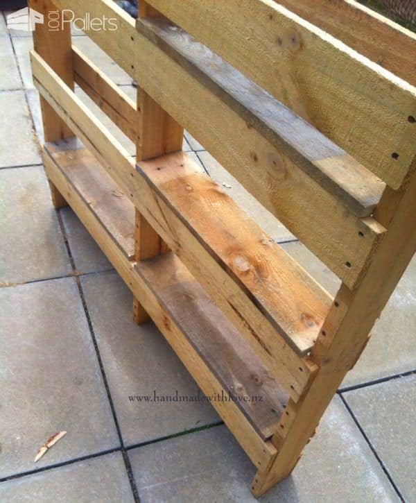 Diy Space-saving Vertical Pallet Herb Planter Pallet Planters & Compost Bins Diy Space-saving Vertical Pallet Herb Planter Pallet Planters & Compost Bins