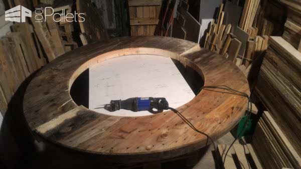 Drum Table Pallet Bench Set Pallet Desks & Pallet Tables Drum Table Pallet Bench Set Pallet Desks & Pallet Tables