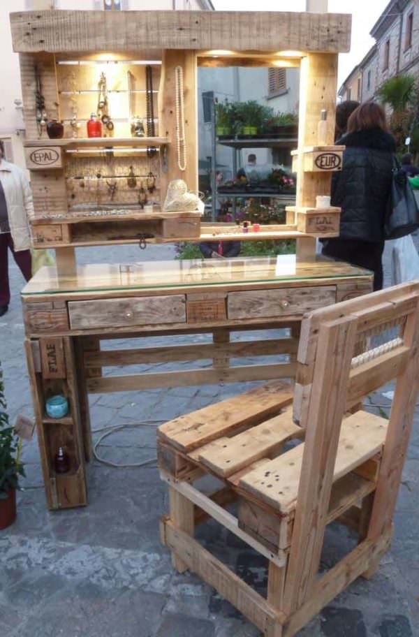 Gorgeous Mirrored Pallet Vanity Set With Jewelry Rack Pallet Benches, Pallet Chairs & Stools Pallet Desks & Pallet Tables Gorgeous Mirrored Pallet Vanity Set With Jewelry Rack Pallet Benches, Pallet Chairs & Stools Pallet Desks & Pallet Tables
