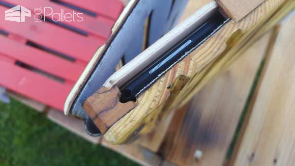 Laser-cut Recycled Pallet Tablet Case Other Pallet Projects Laser-cut Recycled Pallet Tablet Case Other Pallet Projects