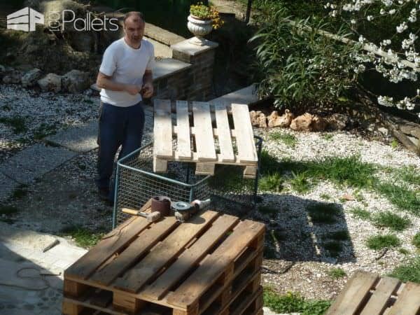 Outdoor Pallet Sectional Set / Maxi Divano Fatto Con I Pallet Lounges & Garden Sets Pallet Sofas & Couches Outdoor Pallet Sectional Set / Maxi Divano Fatto Con I Pallet Lounges & Garden Sets Pallet Sofas & Couches