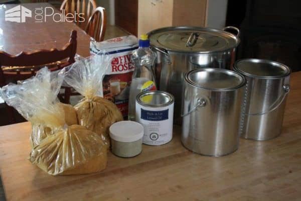 Paint Your Pallets With Flour Paint: A Simple Recipe – Give It a Try! Workshop and tools Paint Your Pallets With Flour Paint: A Simple Recipe – Give It a Try! Workshop and tools