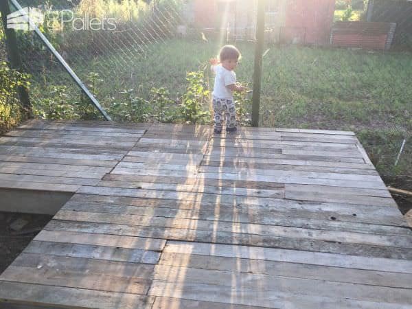 Round-window Kid’s Pallet Playhouse Pallet Sheds, Cabins, Huts & Playhouses Round-window Kid’s Pallet Playhouse Pallet Sheds, Cabins, Huts & Playhouses