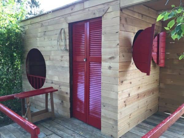 Round-window Kid’s Pallet Playhouse Pallet Sheds, Cabins, Huts & Playhouses Round-window Kid’s Pallet Playhouse Pallet Sheds, Cabins, Huts & Playhouses