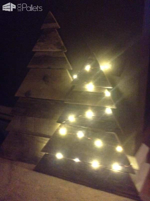Layered-triangle Pallet Christmas Tree Pair Pallet Home Accessories Layered-triangle Pallet Christmas Tree Pair Pallet Home Accessories