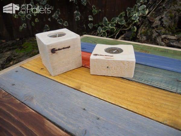 Multi-colored Coffee Table / Table Basse Pallet Coffee Tables Multi-colored Coffee Table / Table Basse Pallet Coffee Tables