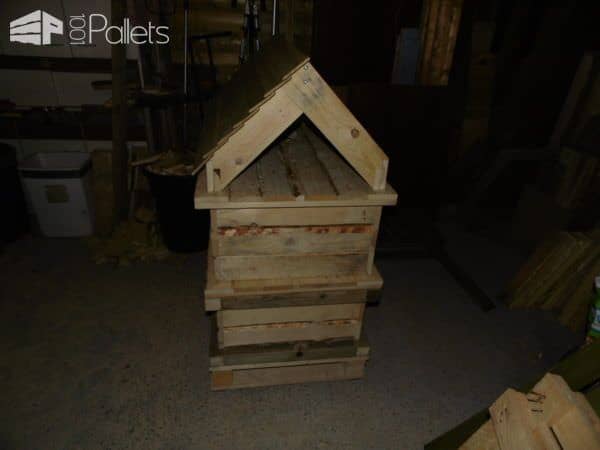 Outrageous Outdoor Deluxe Pallet Cat House Animal Pallet Houses & Pallet Supplies Outrageous Outdoor Deluxe Pallet Cat House Animal Pallet Houses & Pallet Supplies