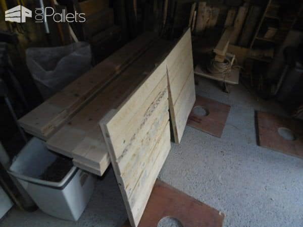 Pallet Desk/Bench Set Featuring Recycled Shed Beams Pallet Desks & Pallet Tables Pallet Desk/Bench Set Featuring Recycled Shed Beams Pallet Desks & Pallet Tables