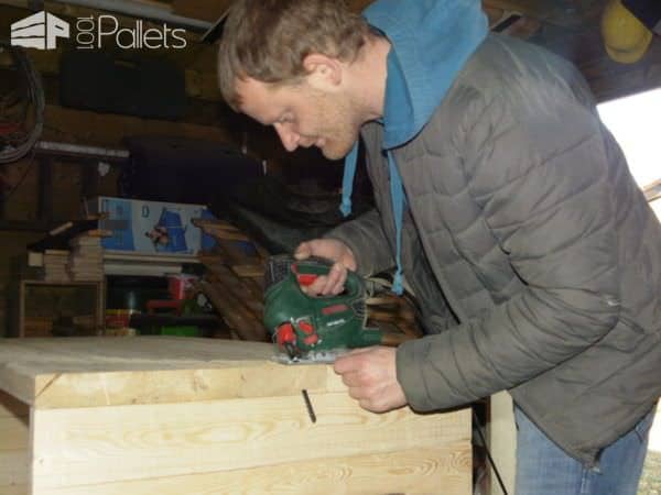 Pallet Desk/Bench Set Featuring Recycled Shed Beams Pallet Desks & Pallet Tables Pallet Desk/Bench Set Featuring Recycled Shed Beams Pallet Desks & Pallet Tables
