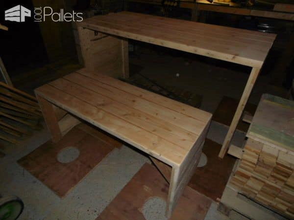 Pallet Desk/Bench Set Featuring Recycled Shed Beams Pallet Desks & Pallet Tables Pallet Desk/Bench Set Featuring Recycled Shed Beams Pallet Desks & Pallet Tables
