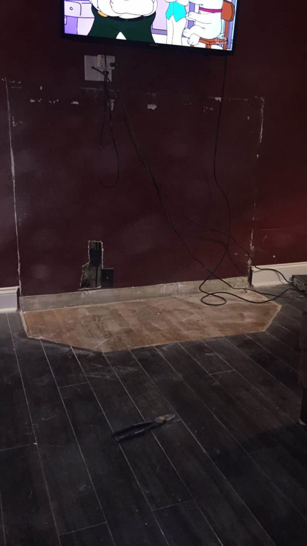Pallet Living Room Wall / Fireplace Surround Pallet Wall Decor & Pallet Painting Pallet Walls & Pallet Doors Pallet Living Room Wall / Fireplace Surround Pallet Wall Decor & Pallet Painting Pallet Walls & Pallet Doors