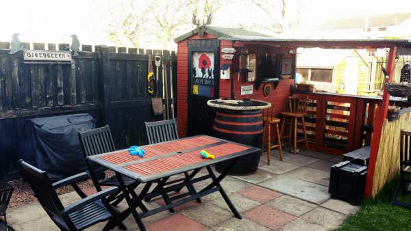 Propoganda 2016 Pallet Bar Extension Pallet Bars Pallet Sheds, Cabins, Huts & Playhouses Propoganda 2016 Pallet Bar Extension Pallet Bars Pallet Sheds, Cabins, Huts & Playhouses
