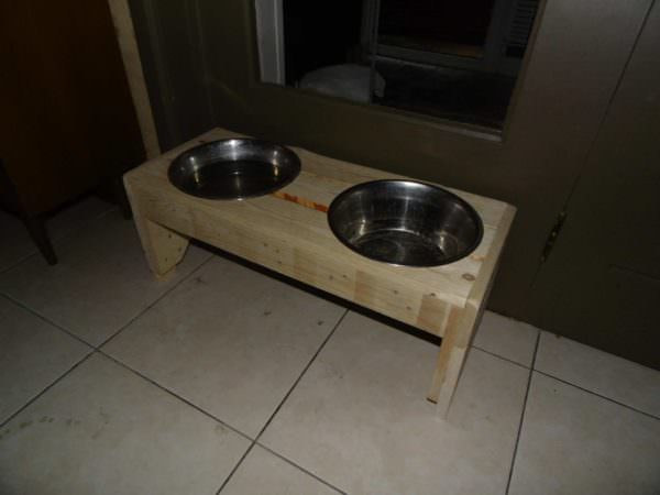 Raised Dual-dish Pallet Dog Trays For Doggy Dining Animal Pallet Houses & Pallet Supplies Raised Dual-dish Pallet Dog Trays For Doggy Dining Animal Pallet Houses & Pallet Supplies