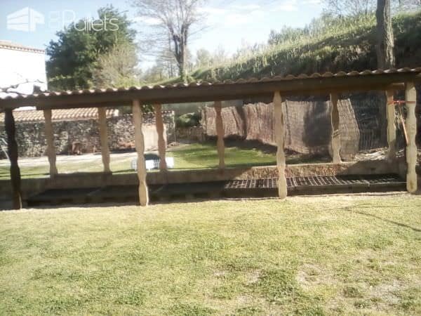 Upcycled Pallet Storage Shelter / Abri a Bois Palette Et Récup’ Pallet Sheds, Cabins, Huts & Playhouses Upcycled Pallet Storage Shelter / Abri a Bois Palette Et Récup’ Pallet Sheds, Cabins, Huts & Playhouses