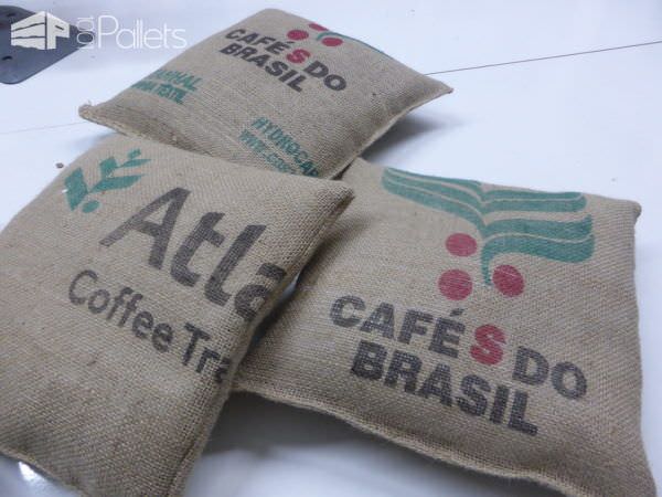 Coffee Bean Pillow Pallet Lounge Set Lounges & Garden Sets Pallet Sofas & Couches Coffee Bean Pillow Pallet Lounge Set Lounges & Garden Sets Pallet Sofas & Couches