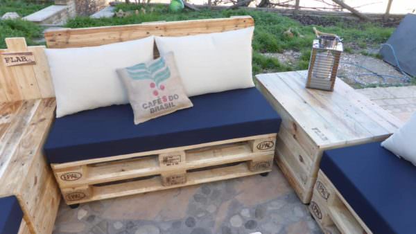 Coffee Bean Pillow Pallet Lounge Set Lounges & Garden Sets Pallet Sofas & Couches Coffee Bean Pillow Pallet Lounge Set Lounges & Garden Sets Pallet Sofas & Couches
