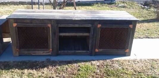 Creative Pallet Living Room Set With Lots of Storage! Pallet Coffee Tables Pallet Desks & Pallet Tables Pallet TV Stands & Racks Creative Pallet Living Room Set With Lots of Storage! Pallet Coffee Tables Pallet Desks & Pallet Tables Pallet TV Stands & Racks