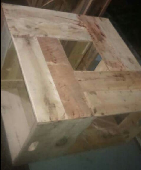 Creative Pallet Living Room Set With Lots of Storage! Pallet Coffee Tables Pallet Desks & Pallet Tables Pallet TV Stands & Racks Creative Pallet Living Room Set With Lots of Storage! Pallet Coffee Tables Pallet Desks & Pallet Tables Pallet TV Stands & Racks